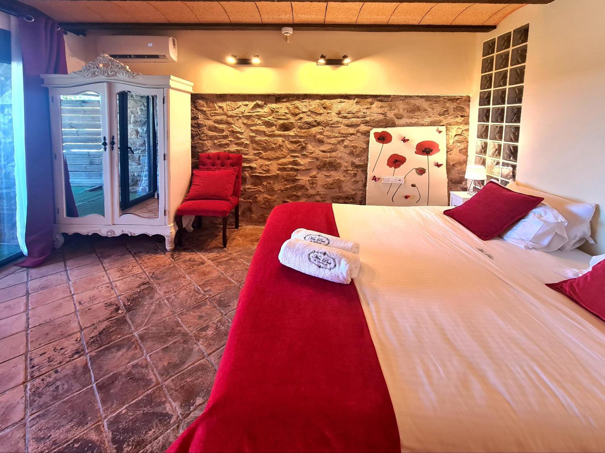 Hotel Rural & Spa Mas Prat La Vall de Bianya Room photo